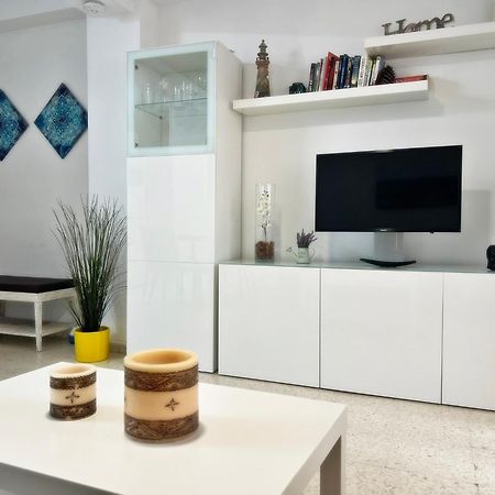 Magnifico Apartamento En El Centro De ฟูเอนฮิโรลา ภายนอก รูปภาพ