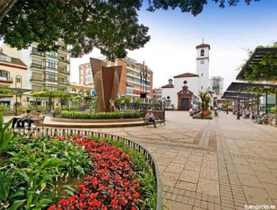 Magnifico Apartamento En El Centro De ฟูเอนฮิโรลา ภายนอก รูปภาพ